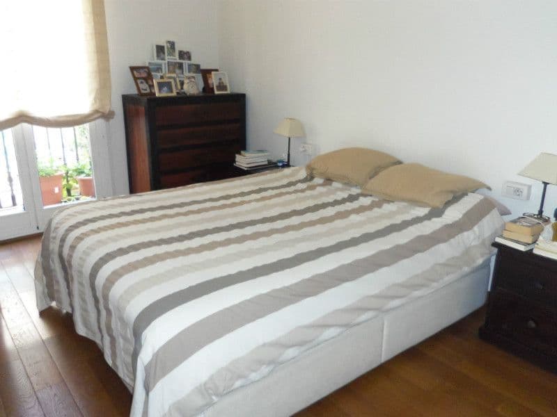 Квартира в Барселоне, Испания, 90 м²