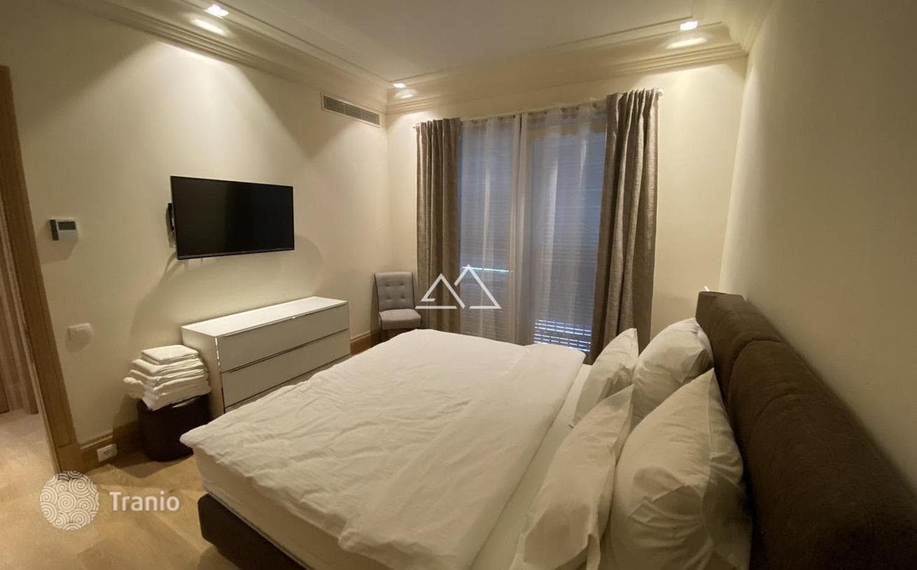 1-Bedroom Apartment with Sea View in Porto-Montenegro, Tivat, photo 3