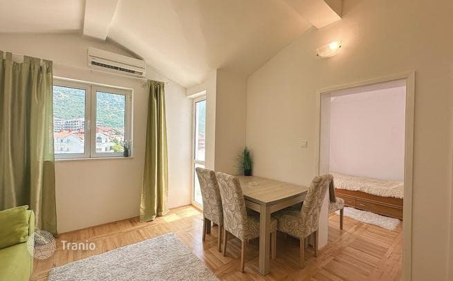 1-Bedroom Apartment with Terrace and Sea View in Rozino, Budva, photo 4