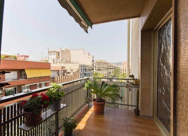 Квартира в Барселоне, Испания, 124 м²