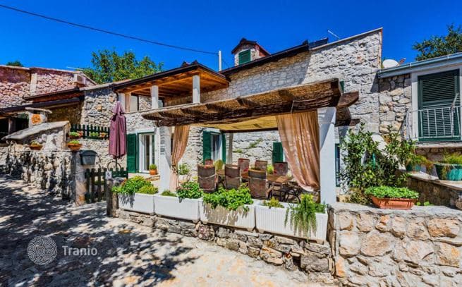 2-Bedroom Villa in Makarska, Croatia, photo 2