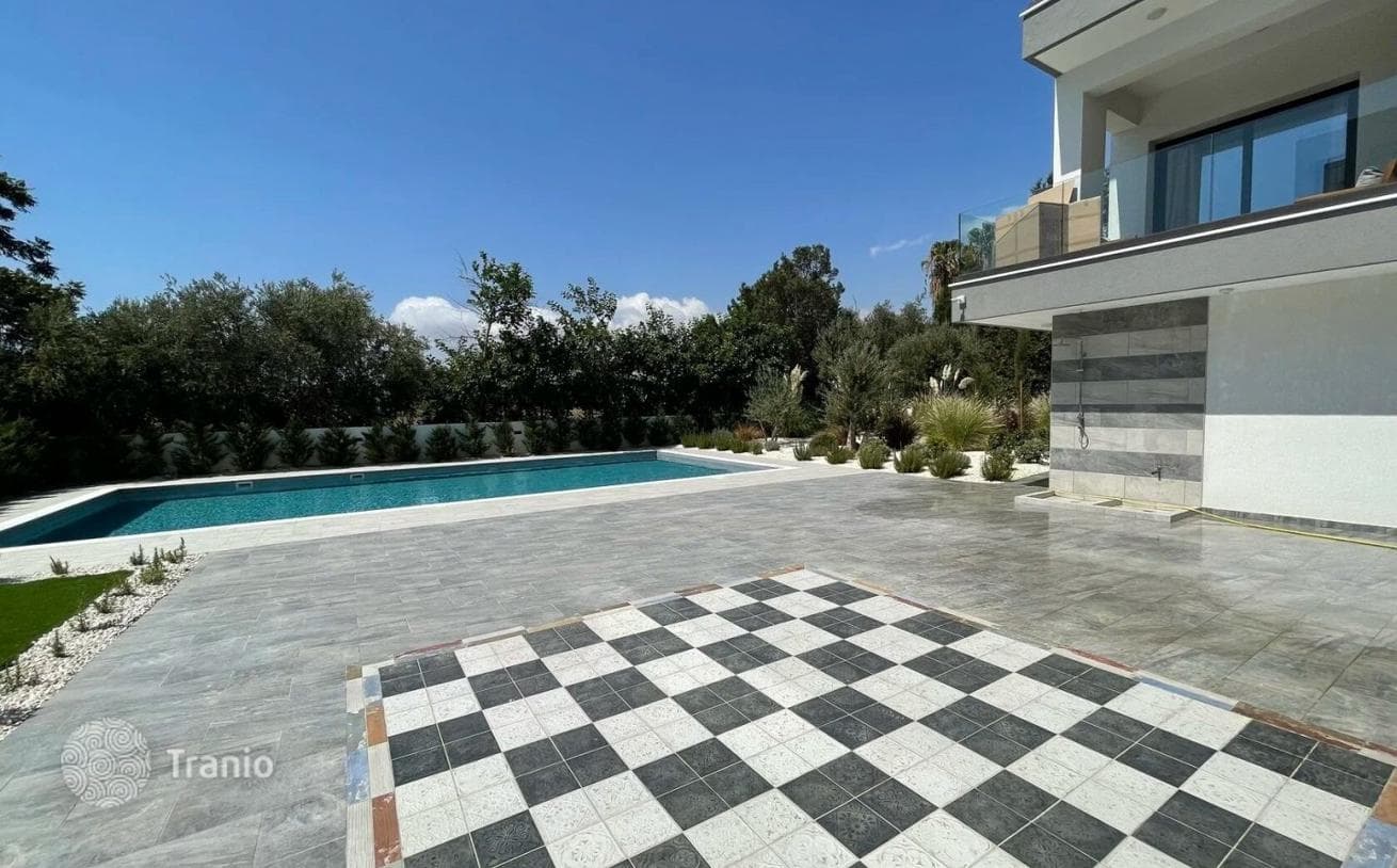2-Bedroom Apartment in Germasoyia, Limassol, Cyprus, photo 4