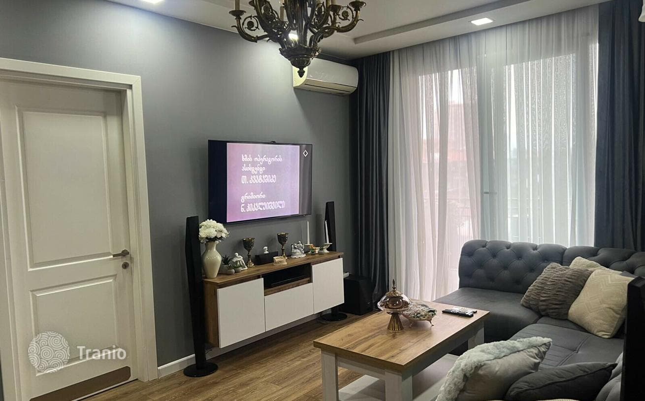 2-Bedroom Apartment with City View in Batumi, photo 3