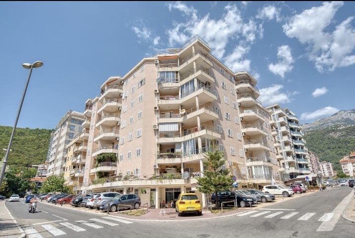 Квартира в Будве, Черногория, 72 м²