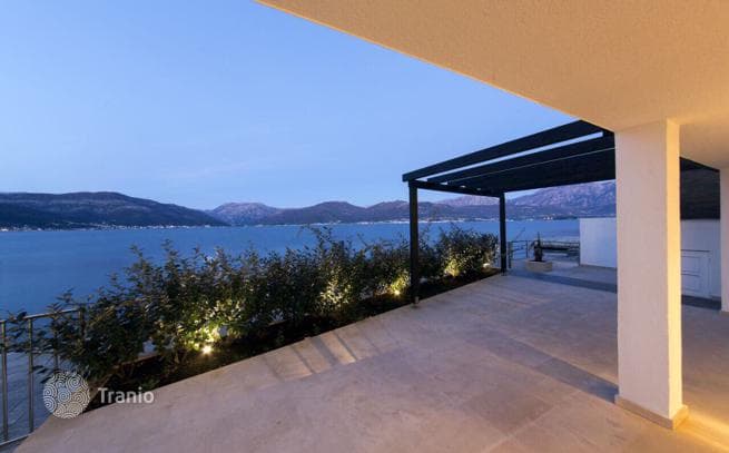 Villa with Private Pool and Boat Dock in Krašići, Kotor, photo 5