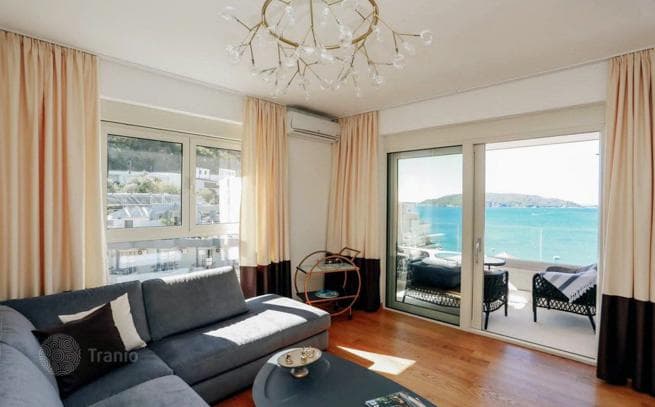 3-Bedroom Penthouse with Roof Terrace in Rafailovici, Montenegro, photo 3