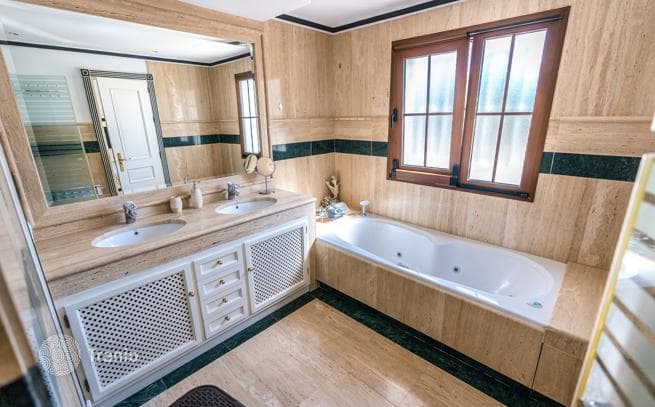 5-комнатная вилла 436 м² в Марбелье, Испания, фото 2