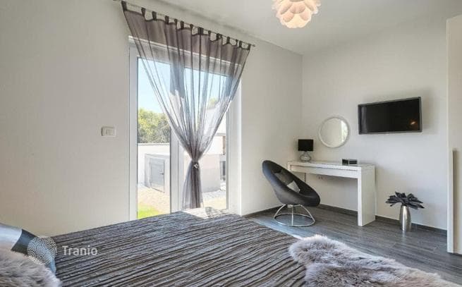 2-Bedroom Villa in Pula, Croatia, photo 4