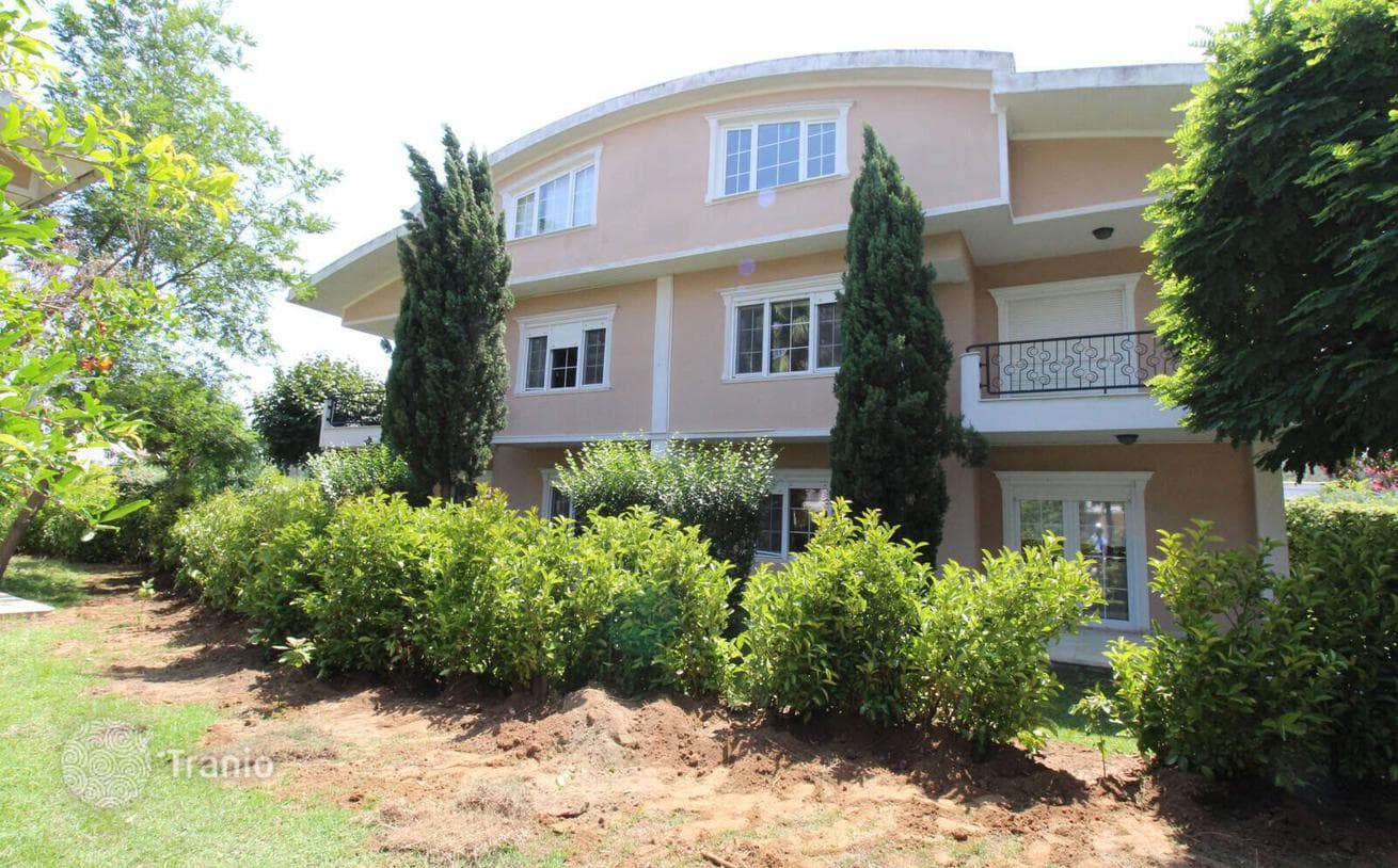 4-Bedroom Furnished Villa with Shared Pool near Golf Course in Belek, Antalya