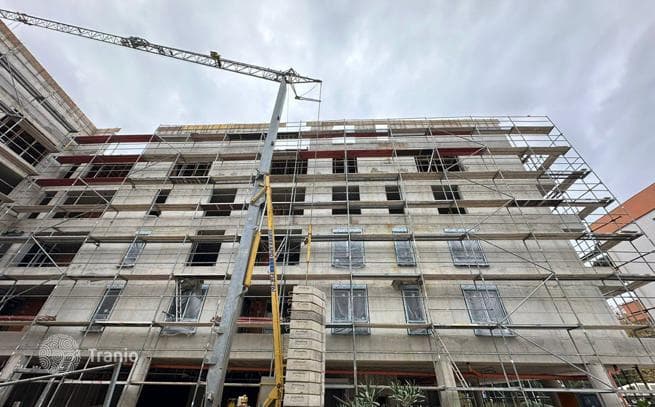 2-Bedroom Apartment with Gallery in Pula City Center