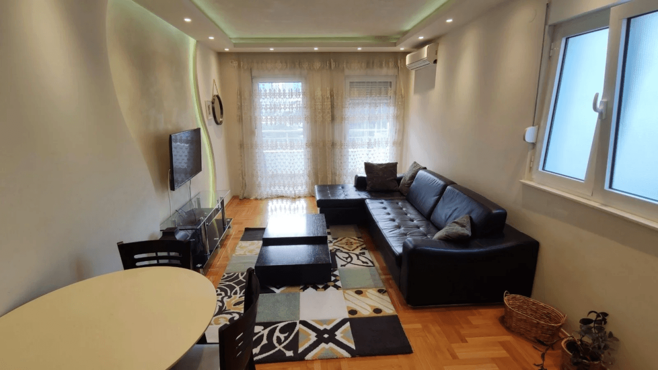 1-Bedroom Apartment in Budva, photo 5