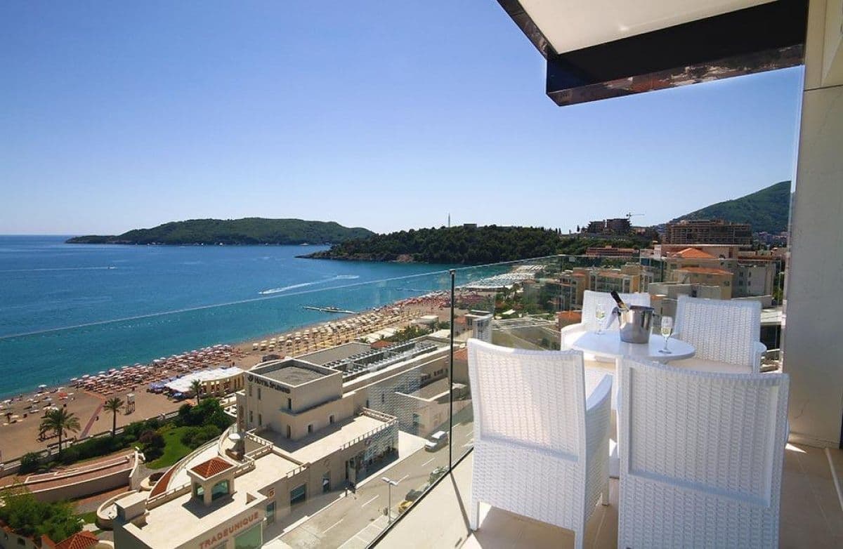 Квартира в Будве, Черногория, 80 м²