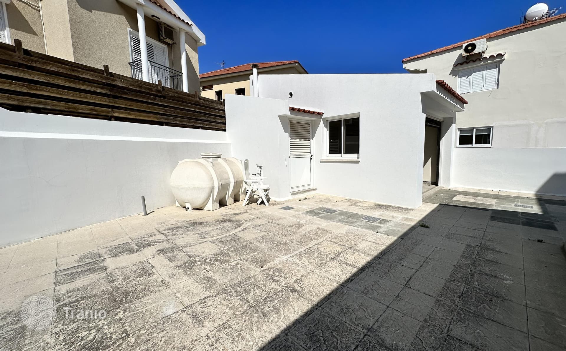 6-комнатный особняк 450 м² в Арадипу, Кипр