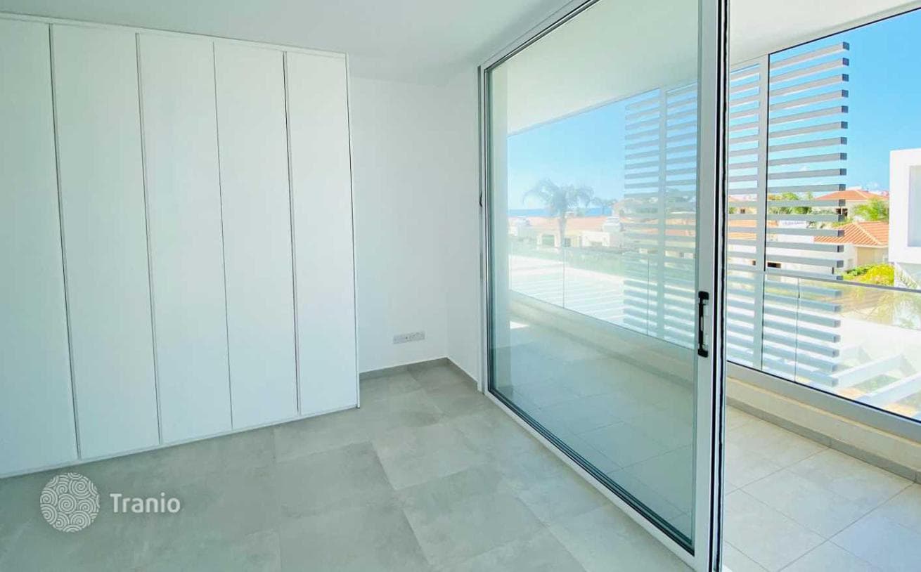 3-Bedroom Villa with Sea View in Coral Bay, Paphos