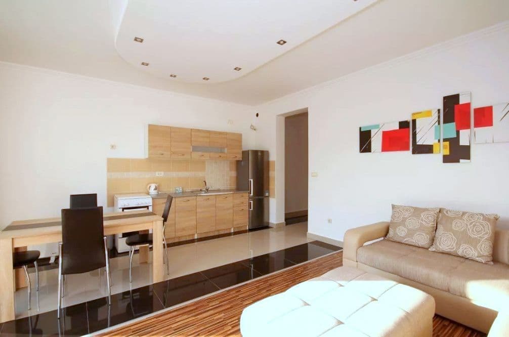 Квартира в Херцег-Нови, Черногория, 75 м², фото 4