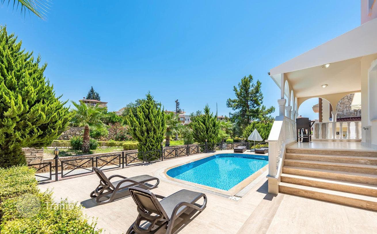 4-Bedroom Villa with Private Pool in Incekcum, Alanya, photo 3