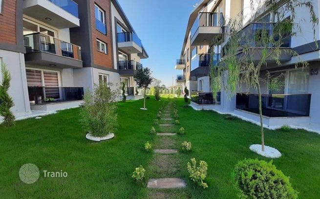 1-Bedroom Apartment with Shared Pool Near the Beach