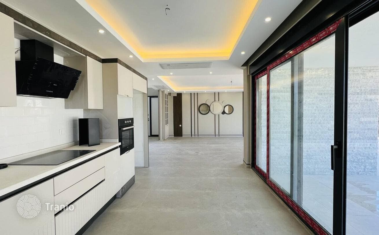 4-Bedroom House with Private Pool in Camyuva, Kemer, photo 5