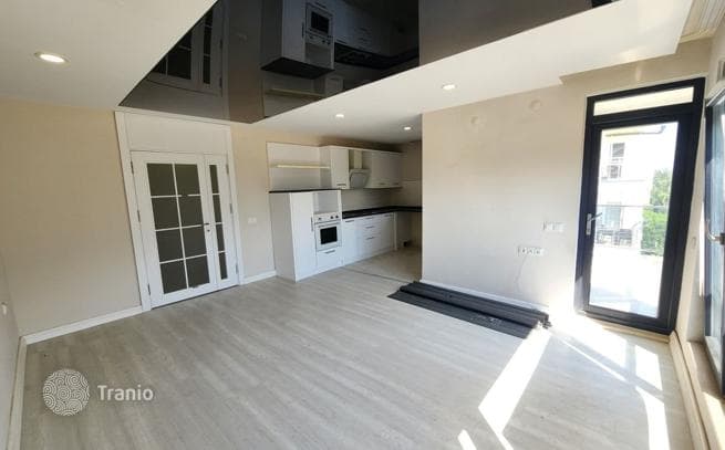 2-Bedroom (2+1) Apartment with Mountain View in Konyaalti, Antalya