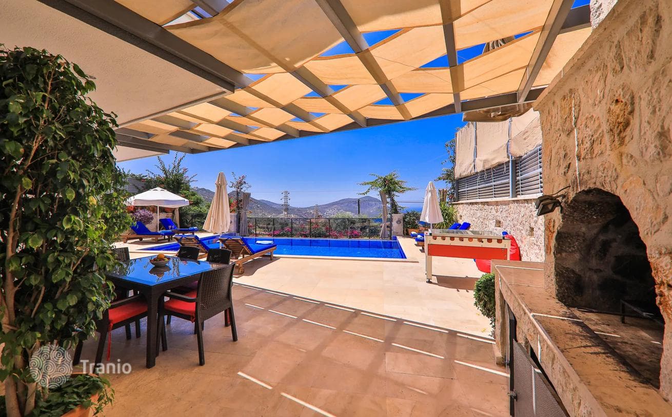 2-Bedroom Villa in Kalkan, photo 3