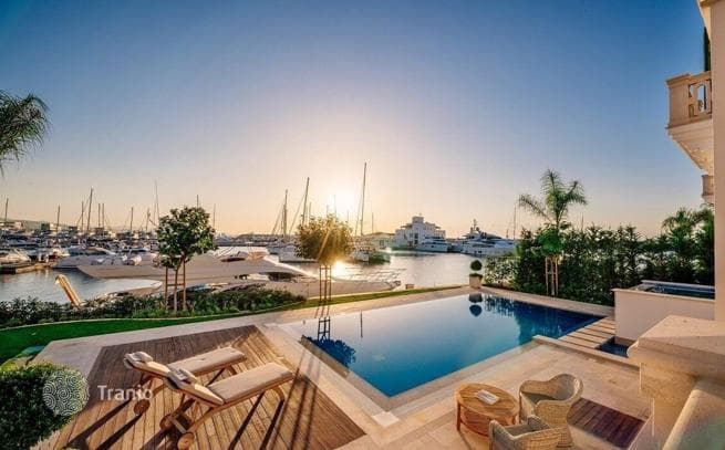 3-Bedroom Apartment in Limassol Marina, Limassol, photo 3