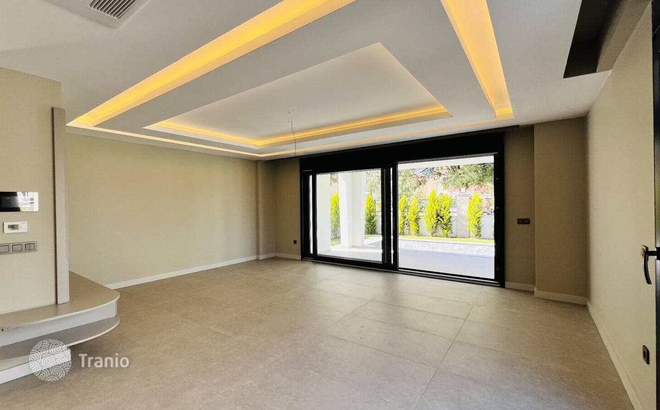 3-Bedroom Villa with Mountain View in Kemer, Antalya, photo 5