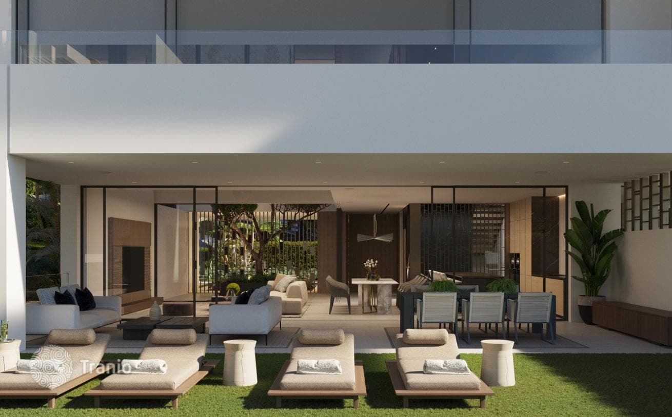 Смежная вилла на продажу в Atalaya de Rio Verde, Новая Андалусия, фото 2