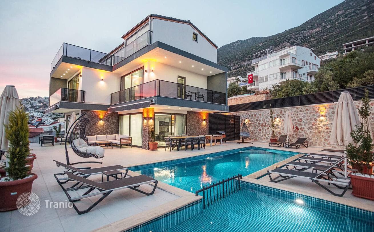 4-Bedroom Villa with Panoramic Sea Views in Kalkan, Antalya