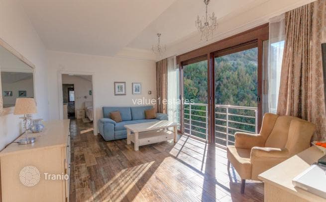 2-Bedroom Penthouse with Panoramic Sea Views in Rafailovici, photo 4