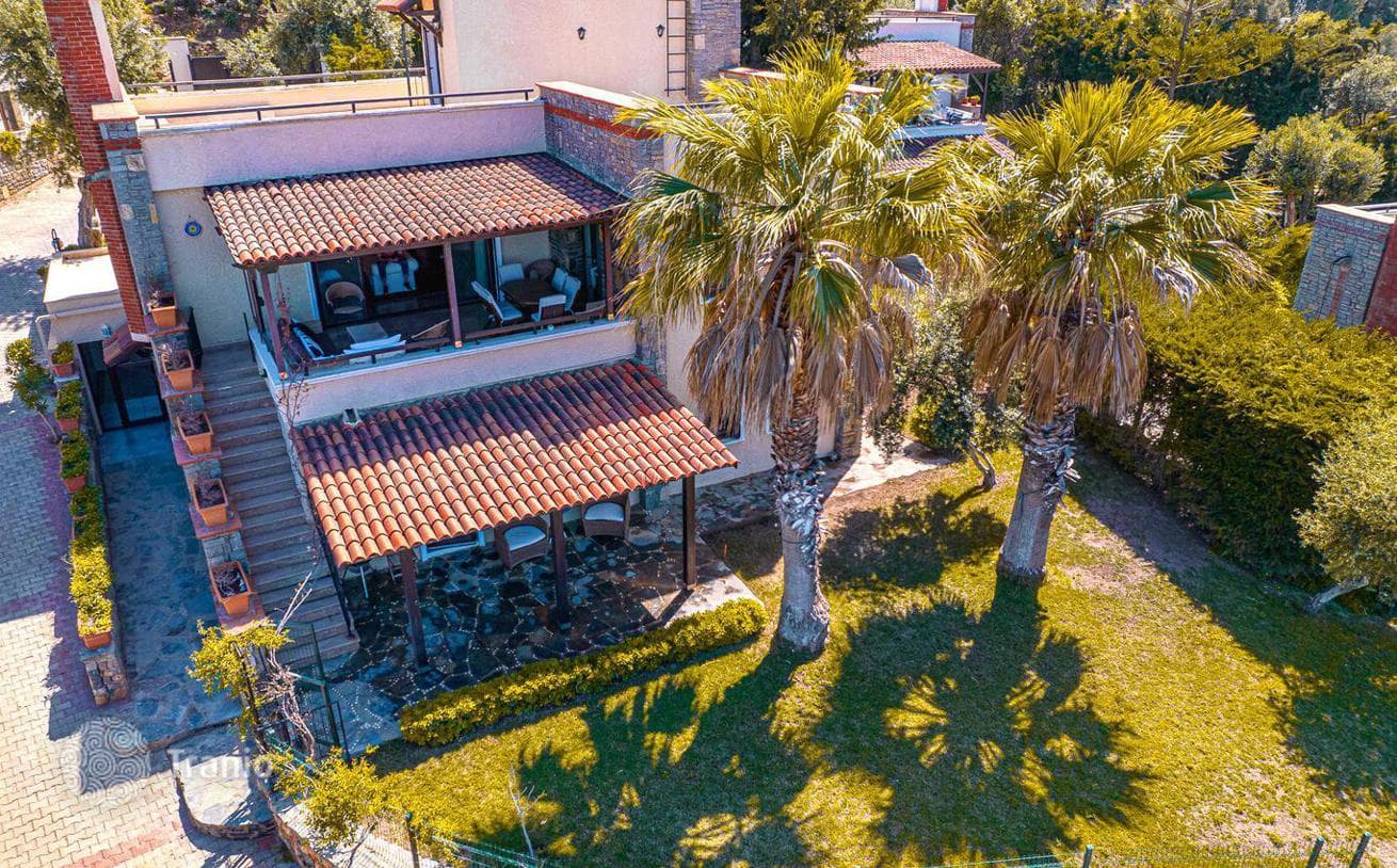 5-Bedroom Stone Villa with Sea View and Roof Terrace in Bodrum