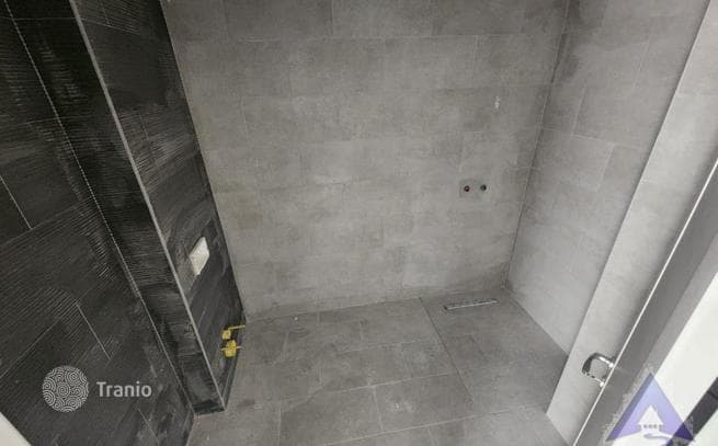 2-Bedroom Apartment with Garden in Tivat, photo 3