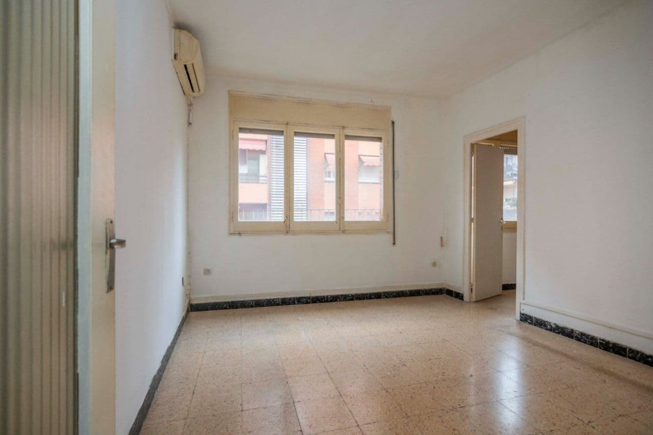 Квартира в Барселоне, Испания, 87 м², фото 2