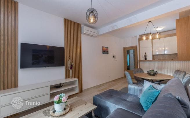 2-Bedroom Apartment with Sea View in Przno, Budva, photo 3