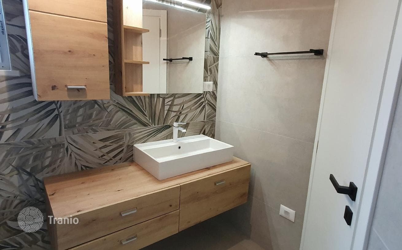 2-Bedroom Apartment with Heated Pool in Pula, Croatia, photo 5