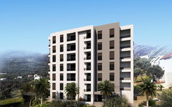 1-Bedroom Apartment with Mountain and City Views in Bar, photo 4
