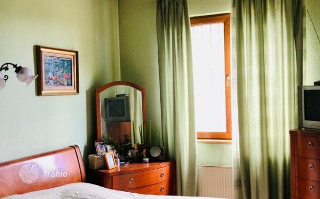 4-Bedroom House 330 m² in Tbilisi, photo 2