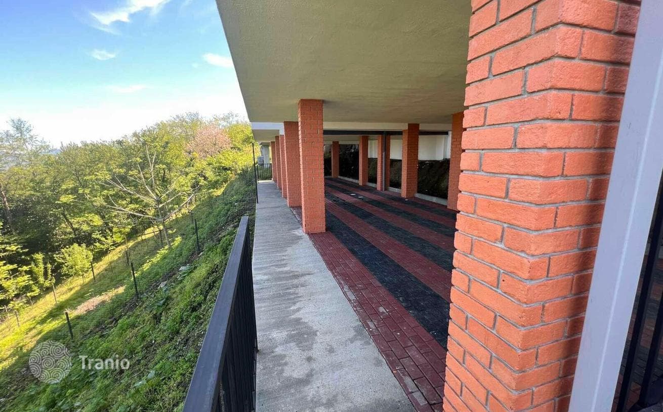 4-Bedroom House with Panoramic Sea and Mountain Views in Batumi