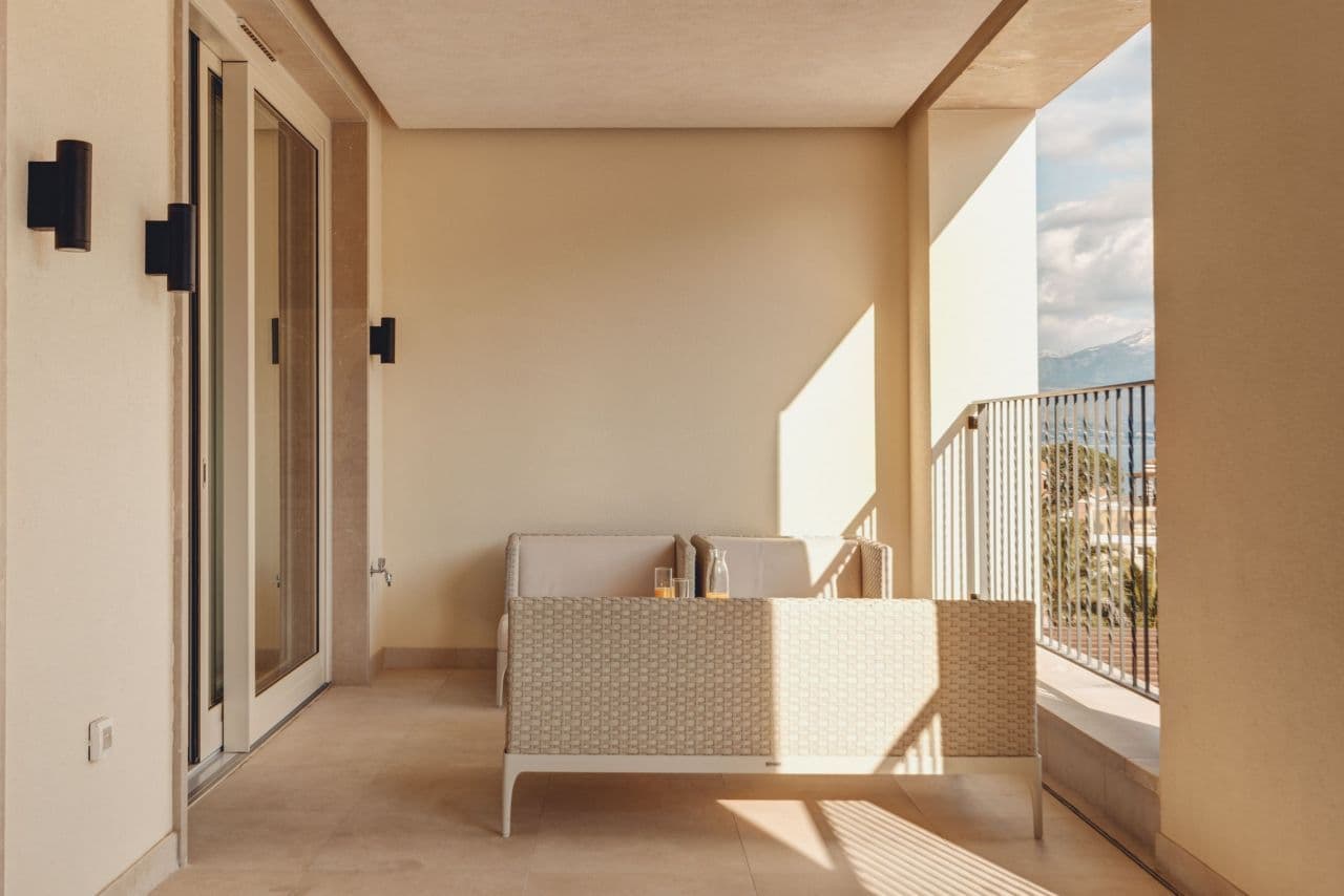 2-Bedroom Apartment in Herceg Novi, photo 2