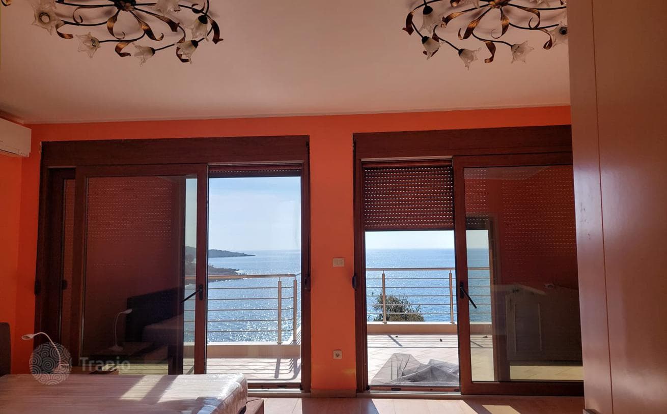 4-Bedroom House with Roof Terrace and Panoramic Sea Views in Utjeha, Bar, photo 3