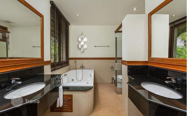 4-Bedroom Villa with Private Pool and Lake View in Bang Tao, Phuket, photo 5