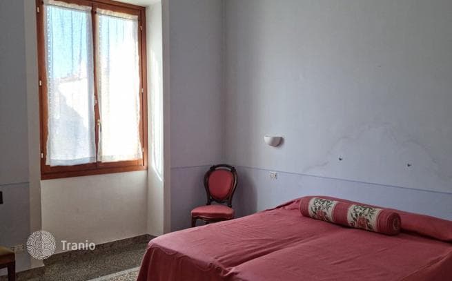 4-Bedroom Apartment in Sanremo City Center, photo 2