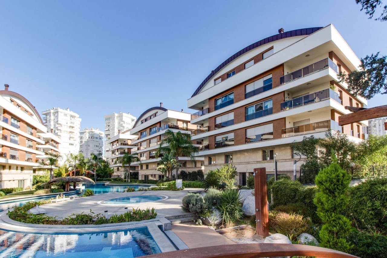 Квартира в Анталии, Турция, 170 м²