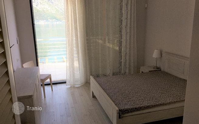 Furnished Beachfront House with Private Pool in Kotor, photo 5