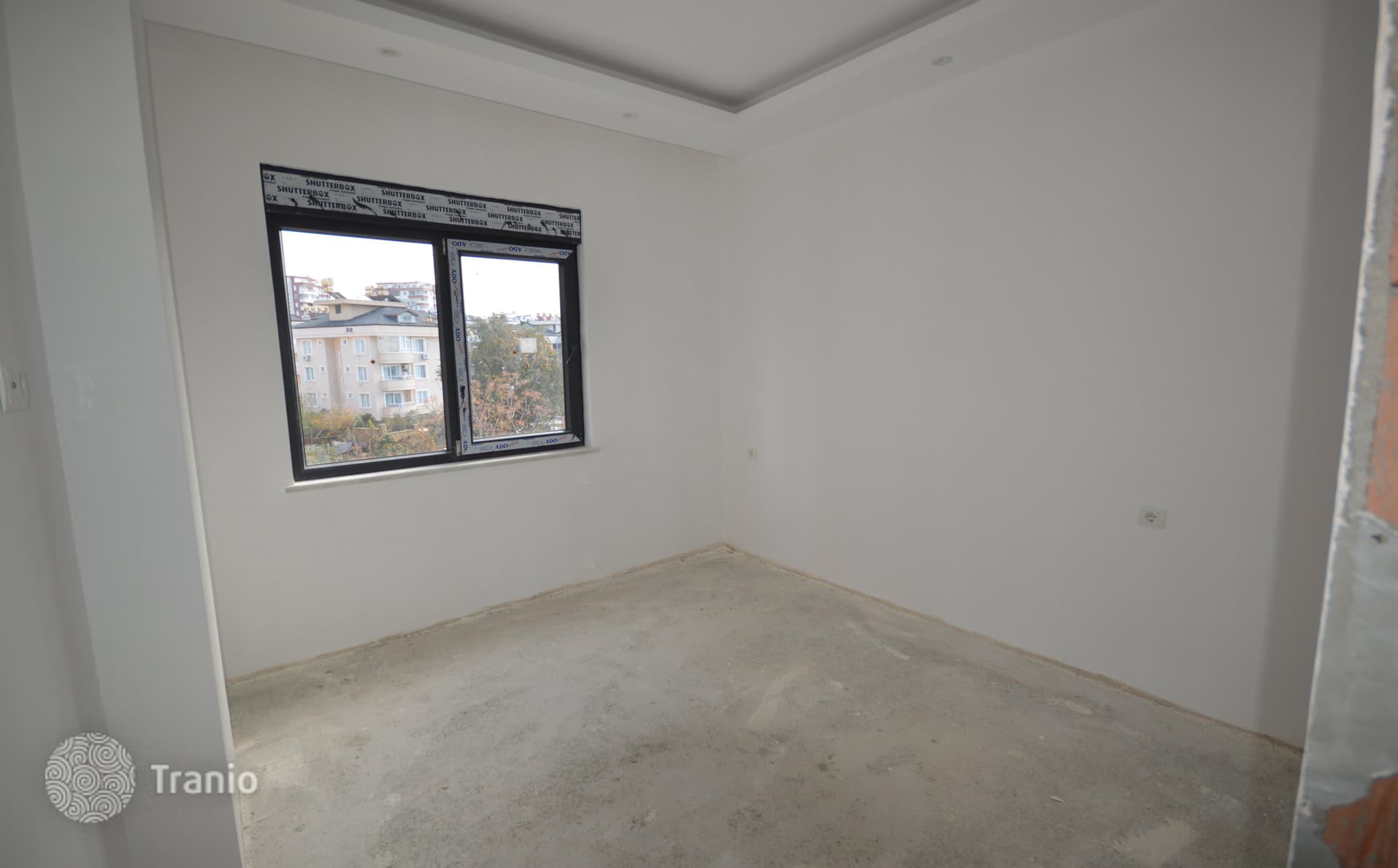 2-Bedroom Apartment with 2 Balconies and Parking 500 m from the Beach in Oba, Alanya