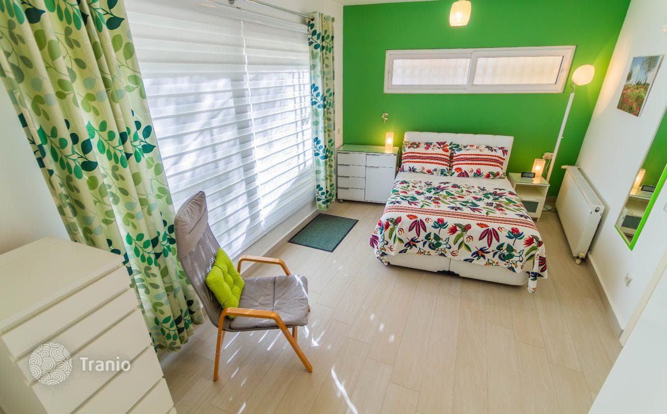 2-Bedroom Apartment with Sea View in Turkey, photo 5