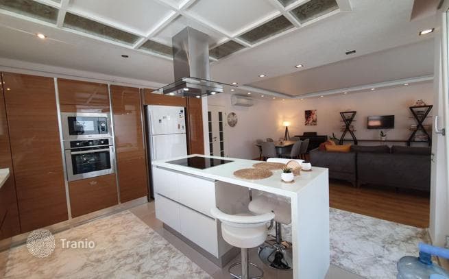 Duplex with Private Sauna and Jacuzzi in Konyaalti, Antalya