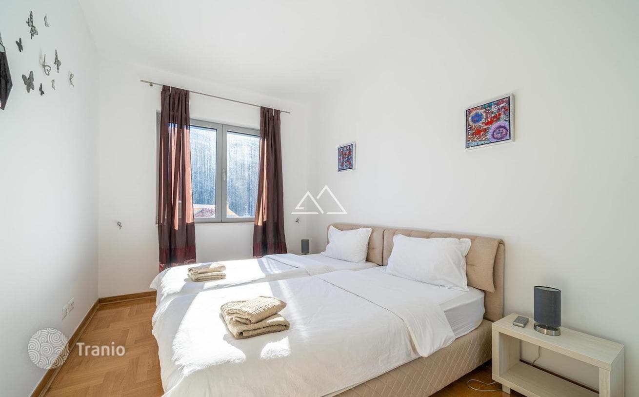 2-Bedroom Furnished Apartment with Sea View in Kotor Bay, photo 3