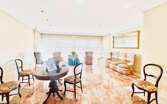4-комнатная квартира 195 м² в Ориуэле, Испания, фото 4