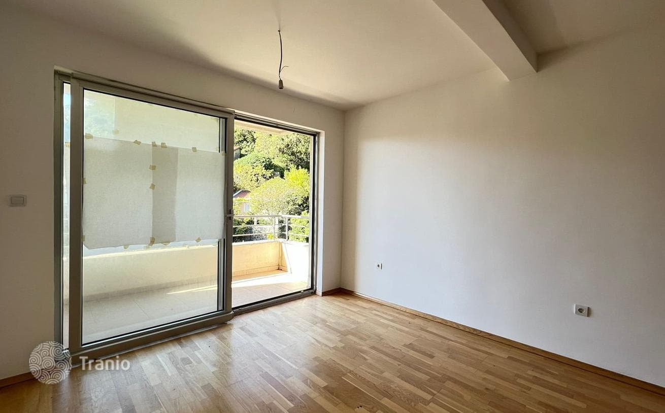 3-Bedroom Apartment with Garage and Terraces in Becici, Montenegro, photo 3