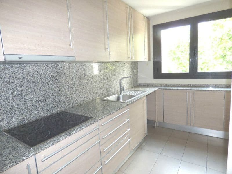Квартира в Барселоне, Испания, 85 м², фото 2